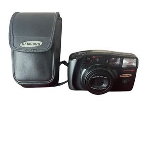 Vintage Samsung 35MM Camera with Case